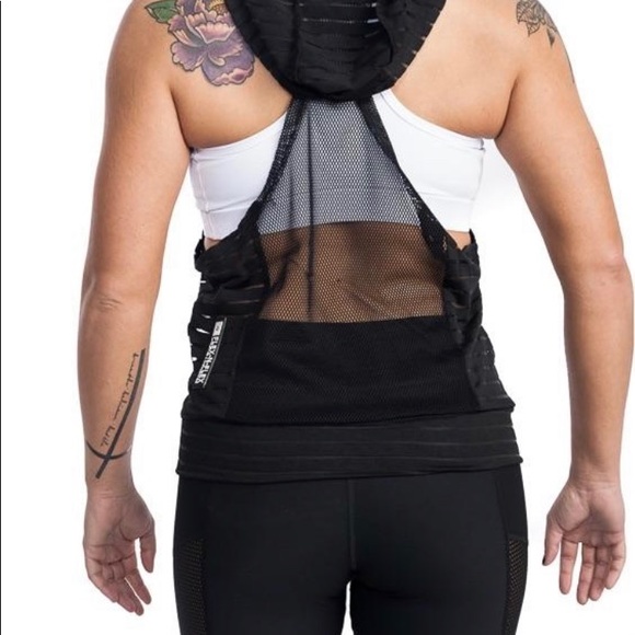 Active Training Sleeveless Hoodie - Picture 2 of 8